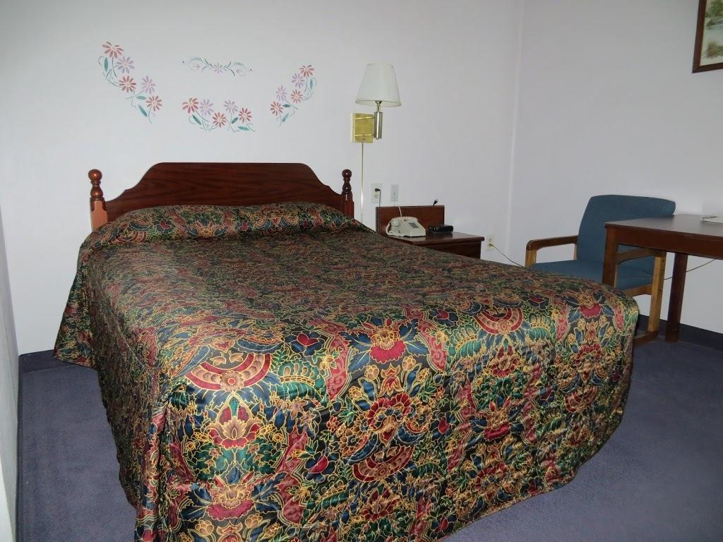 The Bluffs Inn & Suites Decorah Kamer foto